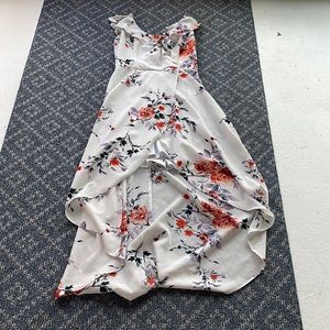 Women’s Size 5 floral print dress.